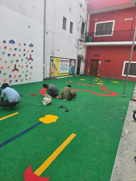 चाइल्ड फ्रेंडली सुविधाओं संग जिला प्रशासन का आधुनिक इंटेंसिव केयर सेंटर बना शिक्षा सुधार का मॉडल