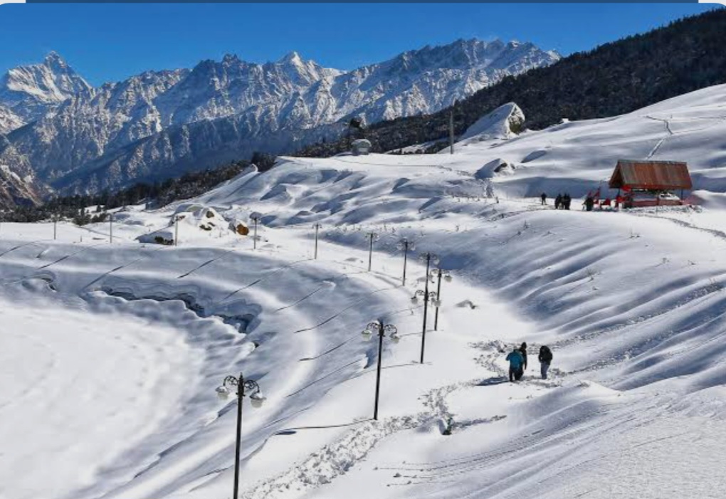 राष्ट्रीय स्कीइंग खेलों की मेजबानी मिली औली को, बर्फबारी के बाद तय होगी तिथि।