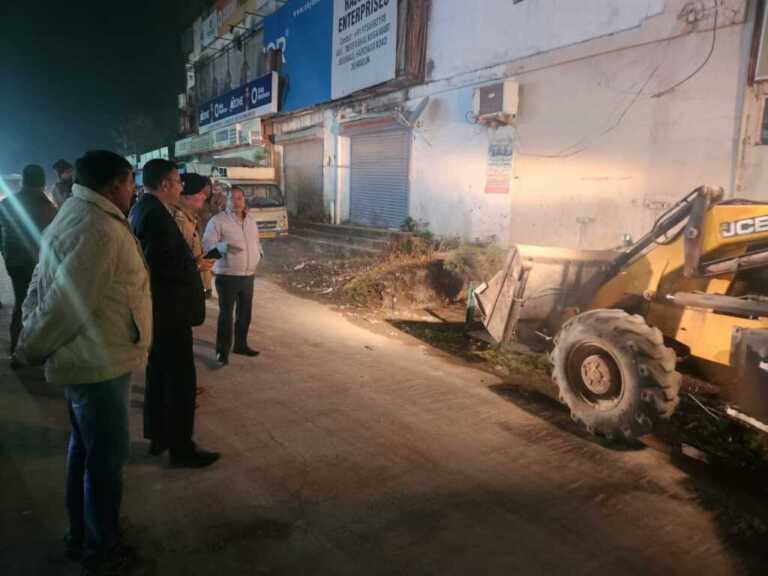 देहरादून प्रशासन ने एक और अवैध मजार की ध्वस्त