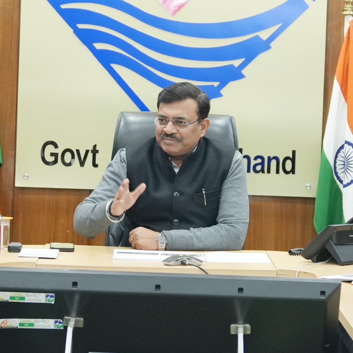केदारनाथ पुनर्निर्माण व बद्रीनाथ मास्टर प्लान की समीक्षा, चारधाम यात्रा सुगम बनाने पर मुख्य सचिव का जोर