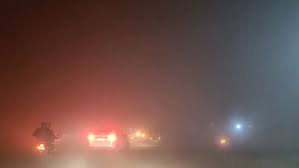 मैदान में कोहरे से विजिबिलिटी हुई कम, तापमान गिरने से ठंड बढ़ी, येलो अलर्ट जारी