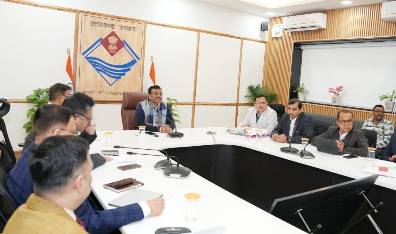 जिला प्रशासन की सख्ती पर सड़क सुधारीकरण कार्य युद्धस्तर पर शुरू