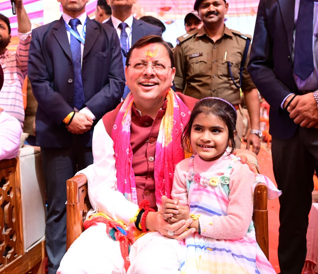 मुख्यमंत्री ने दी प्रदेशवासियों को होली की शुभकामना।