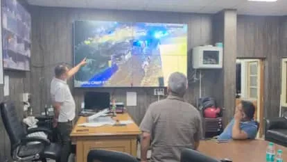 ऑरेंज अलर्ट पर प्रशासन हाई अलर्ट, डीएम का औचक निरीक्षण