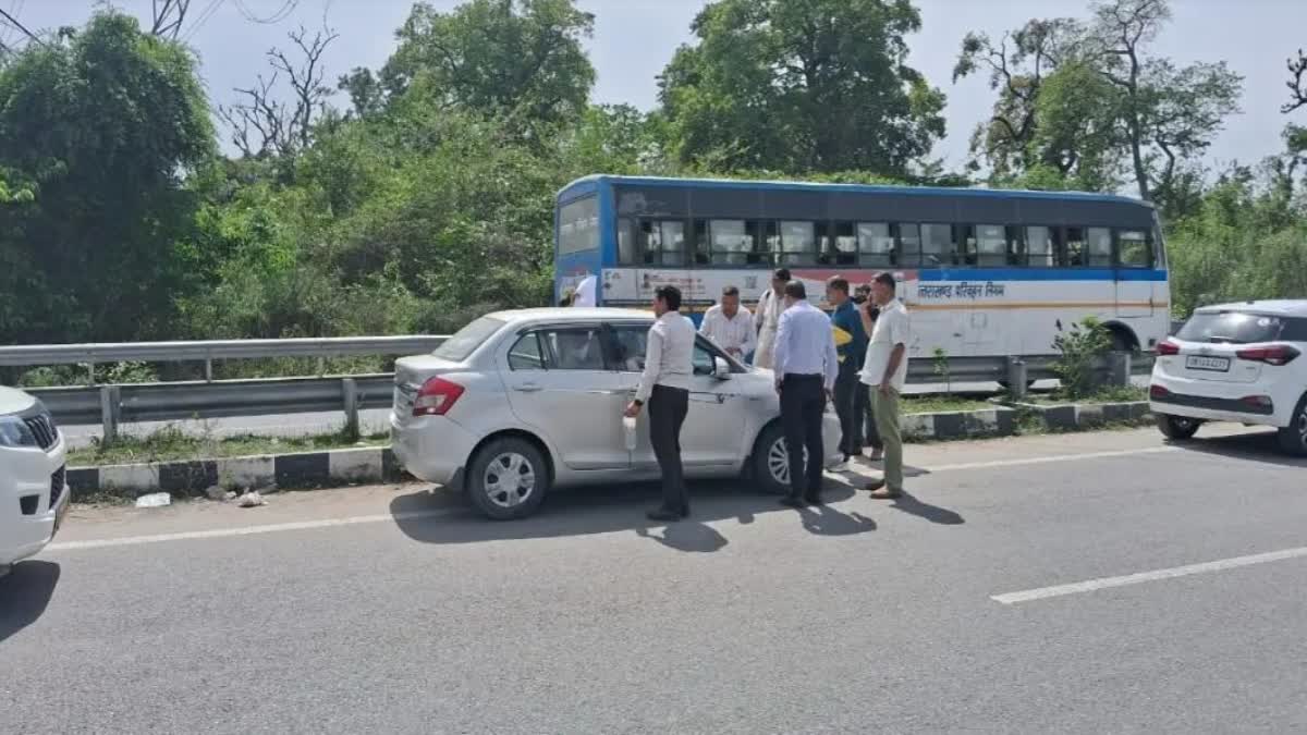 रिश्वतखोरी पर वार, 1 लाख लेते उप शिक्षा अधिकारी गिरफ्ता