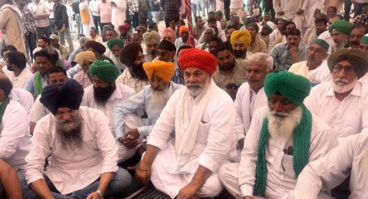 दिव्यांशु हत्याकांड पर देहरादून में किसानों का प्रदर्शन, टिकैत बोले—इंसाफ चाहिए