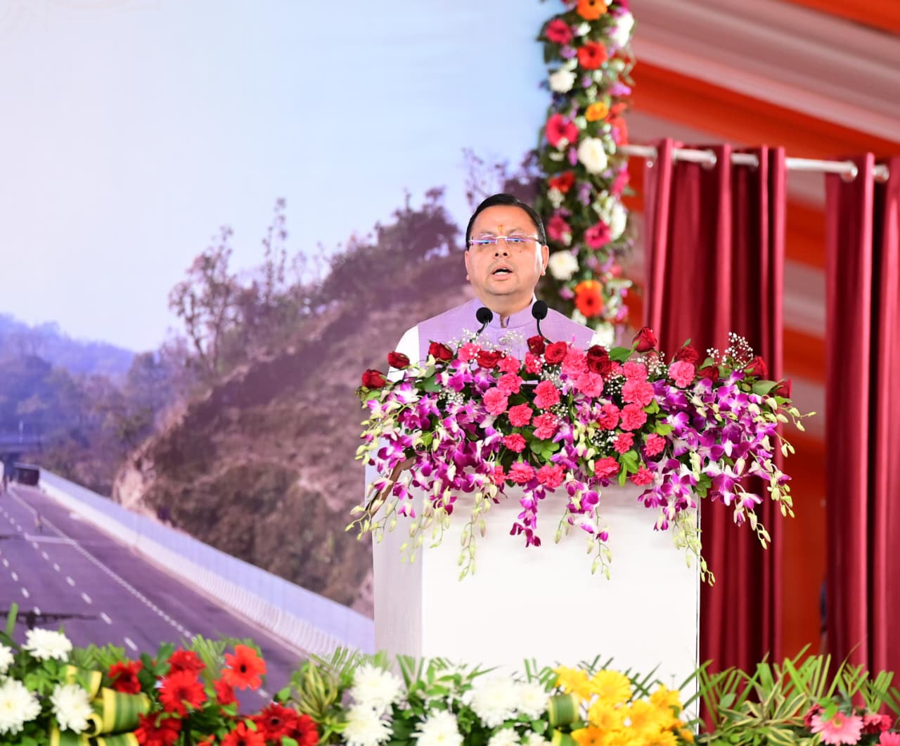 अब रफ्ता-रफ्ता नहीं, पूरी रफ्तार के साथ आगे बढ़ रहा है भारत : मुख्यमंत्री