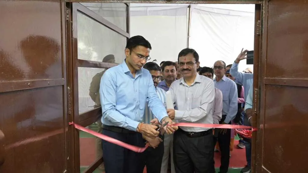 आधुनिक सुविधाओं से लैस हुआ एनआईसी कार्यालय, डीएम सविन बंसल ने किया लोकार्पण