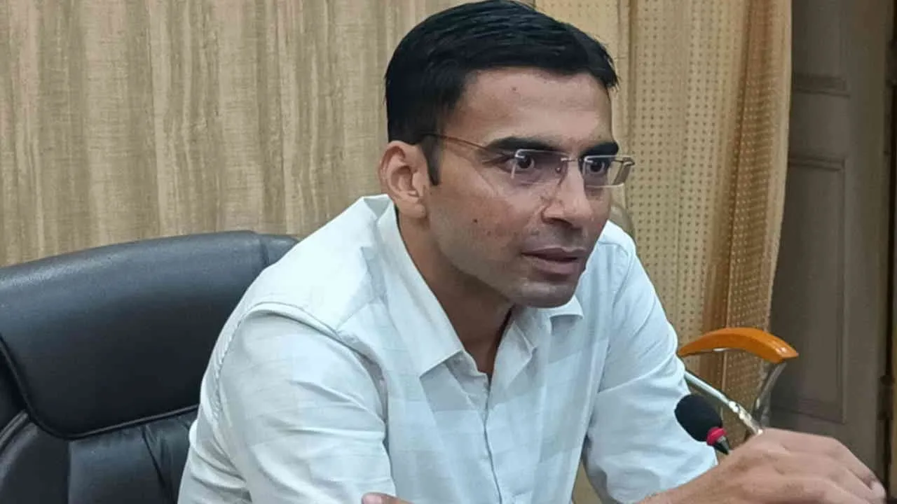 अकरम एनकाउंटर मामला: डीएम ने मजिस्ट्रियल व पुलिस जांच के दिए आदेश