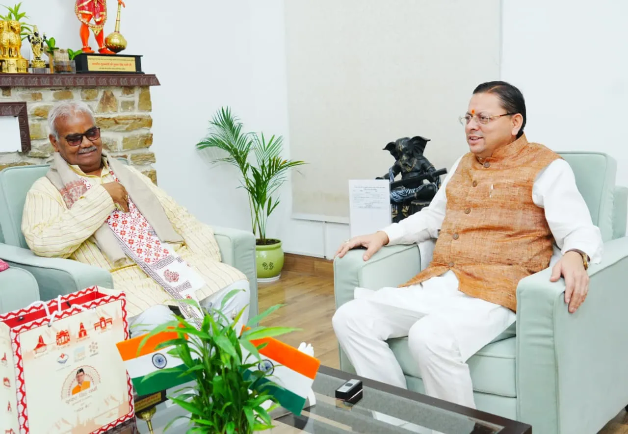 मुख्यमंत्री पुष्कर सिंह धामी से राजस्थान सरकार के कैबिनेट मंत्री मदन दिलावर ने की शिष्टाचार भेंट