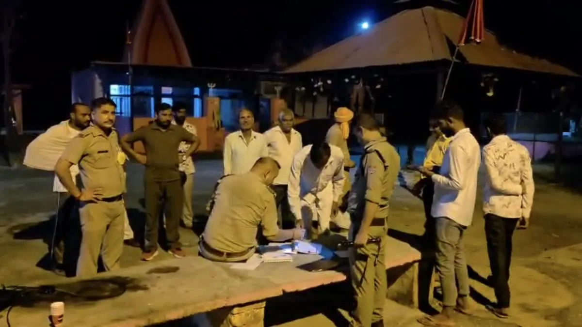 हरिद्वार डबल मर्डर मिस्ट्री: पथरेश्वर महादेव मंदिर के दो साधुओं के शव जंगल में दफन मिले, मुख्य पुजारी समेत कई संदिग्ध फरार